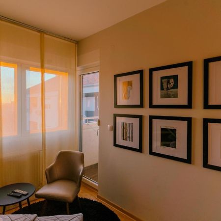 Nar Royalton Accommodation Ni 외부 사진