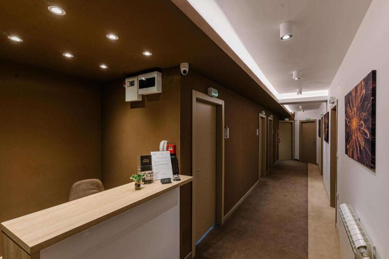 Nar Royalton Accommodation Ni 외부 사진