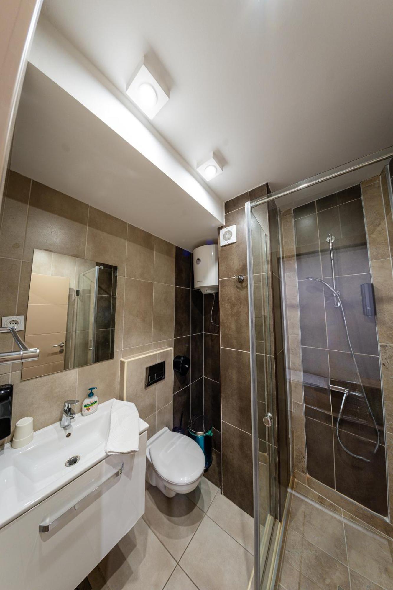 Nar Royalton Accommodation Ni 객실 사진