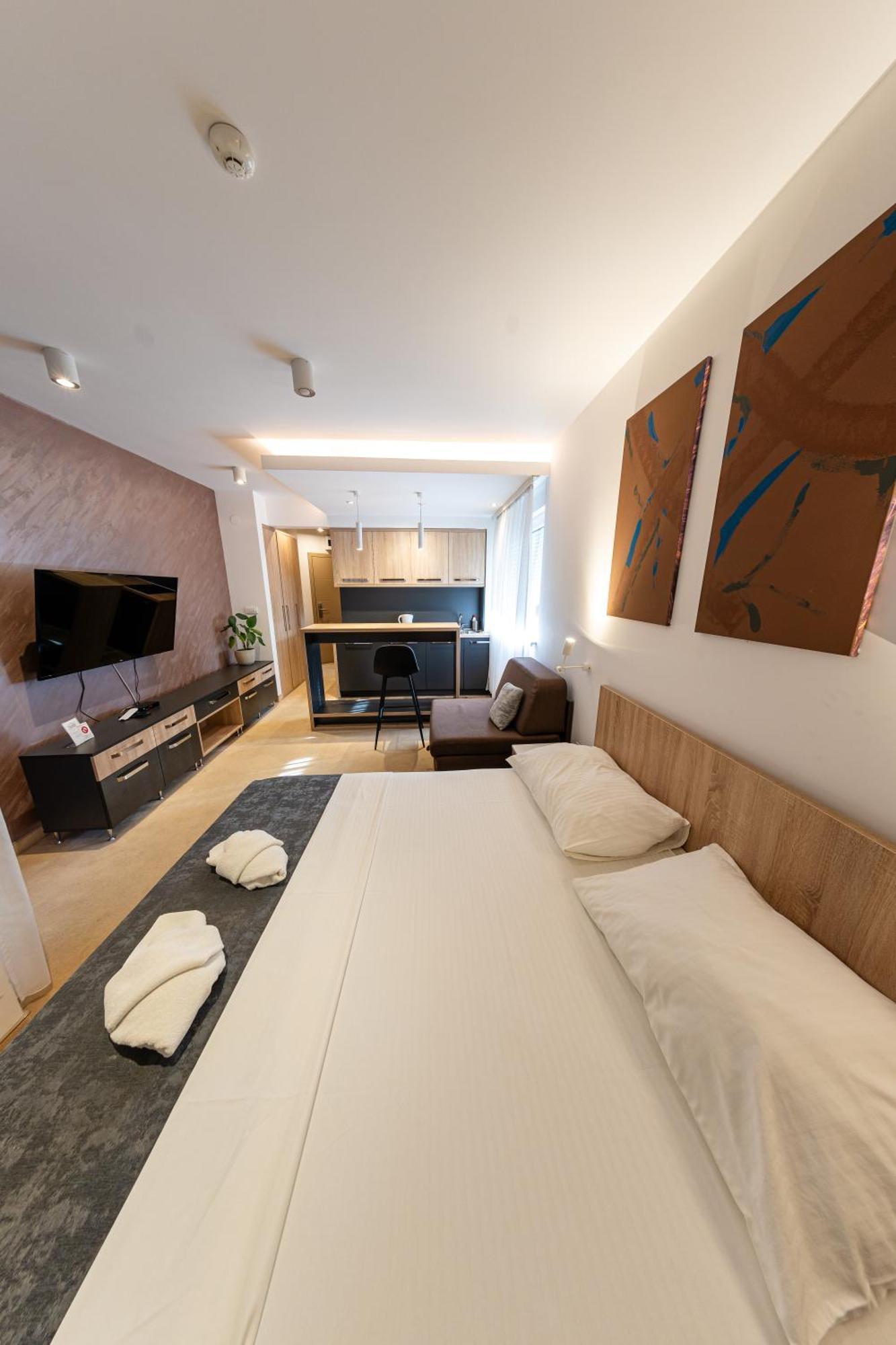 Nar Royalton Accommodation Ni 객실 사진