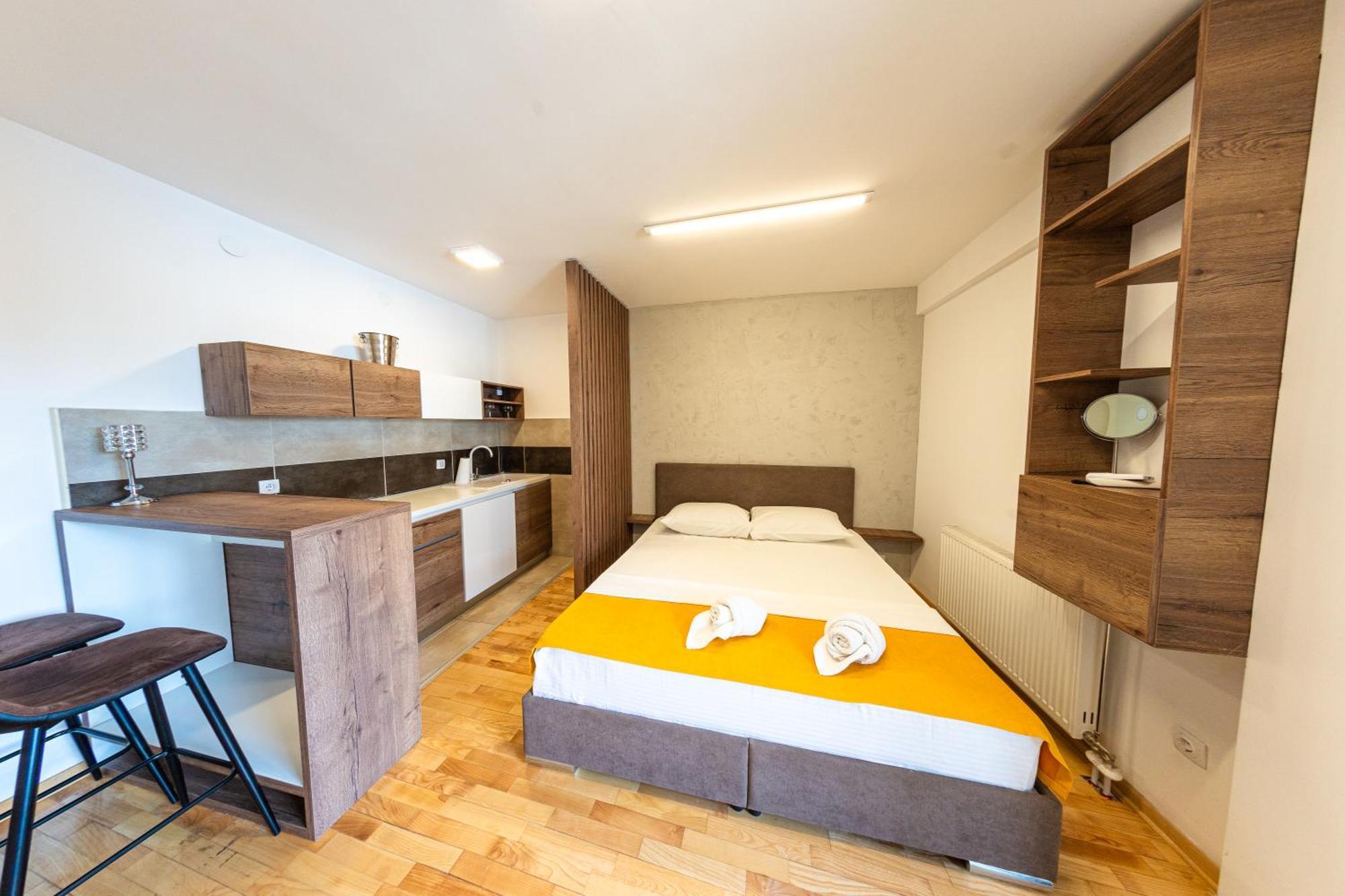 Nar Royalton Accommodation Ni 외부 사진